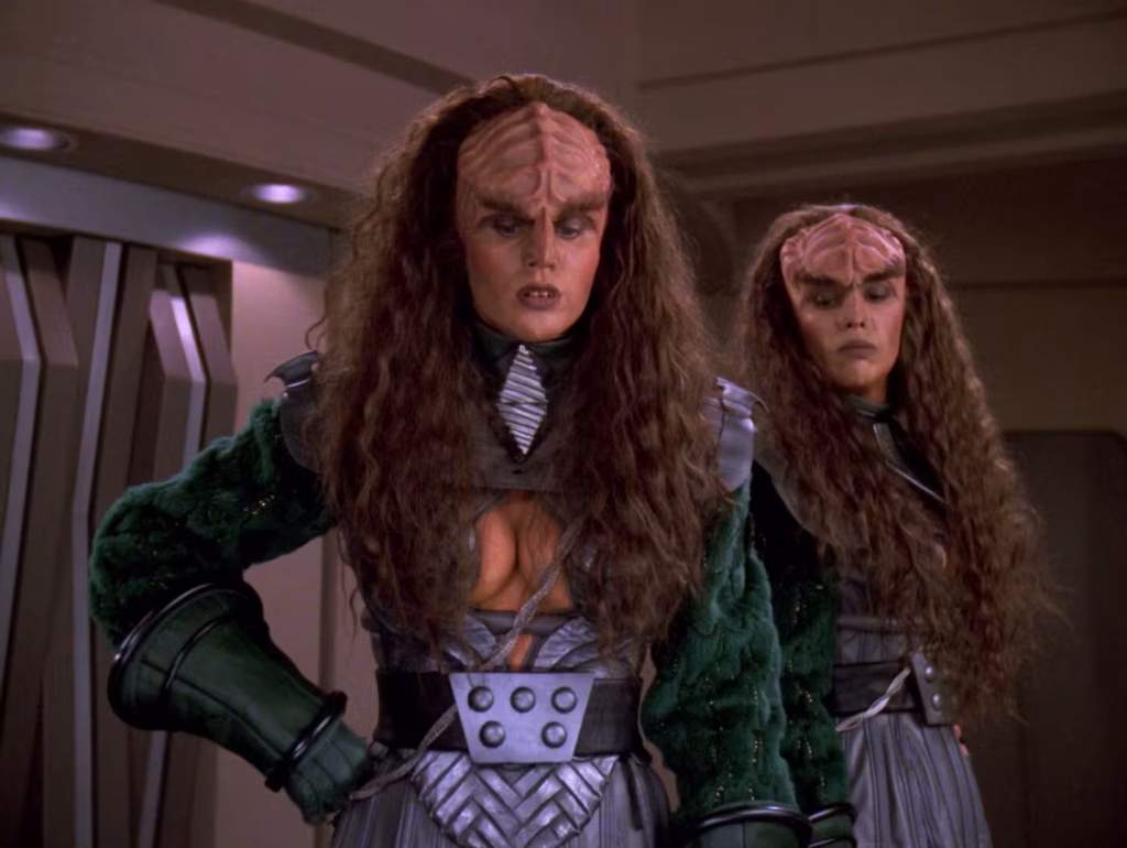 The Klingons: A Code, or a Costume? (Race Spotlight)