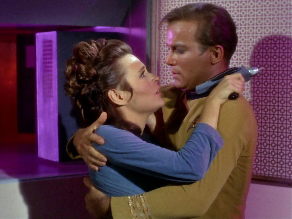 Star Trek: TOS - Dagger of the Mind (S01E09)